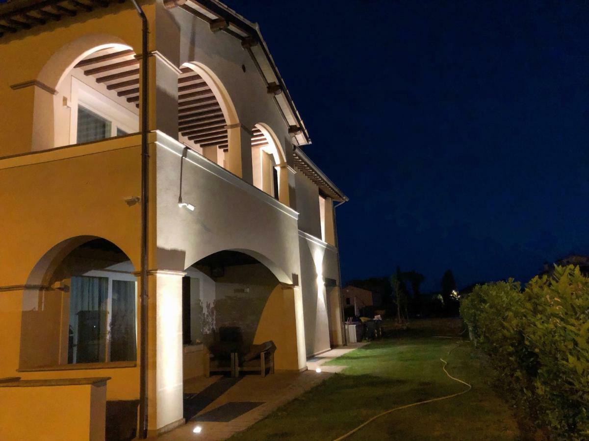 Villa Pirignano Foligno Exterior foto